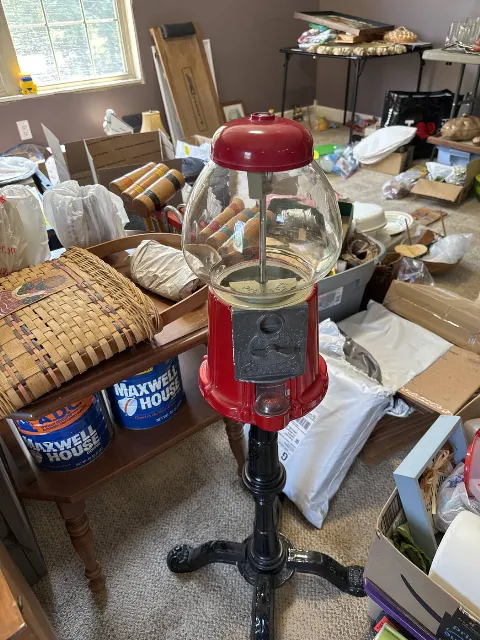Gumball machine
