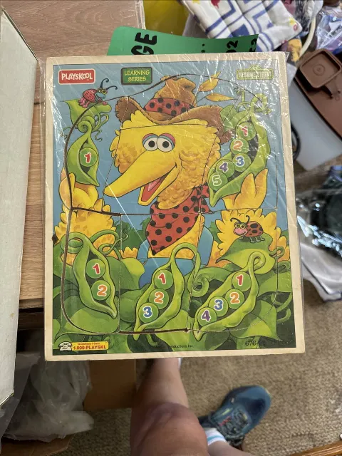 Big bird puzzle