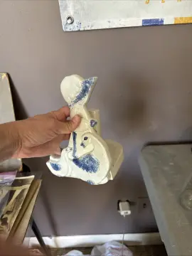 Goose paper towel holder